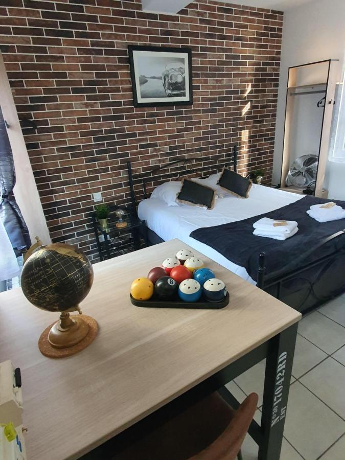 Appartement Indus En Centre Ville Avec Parking Онфльор Екстериор снимка